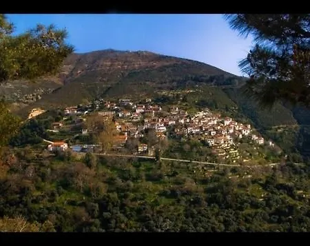 Smaragdi Luxury