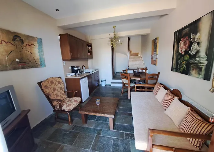 Smaragdi Luxury Skala Sotiros