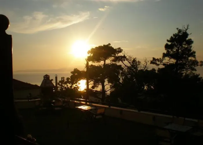 Smaragdi Luxury アパート *